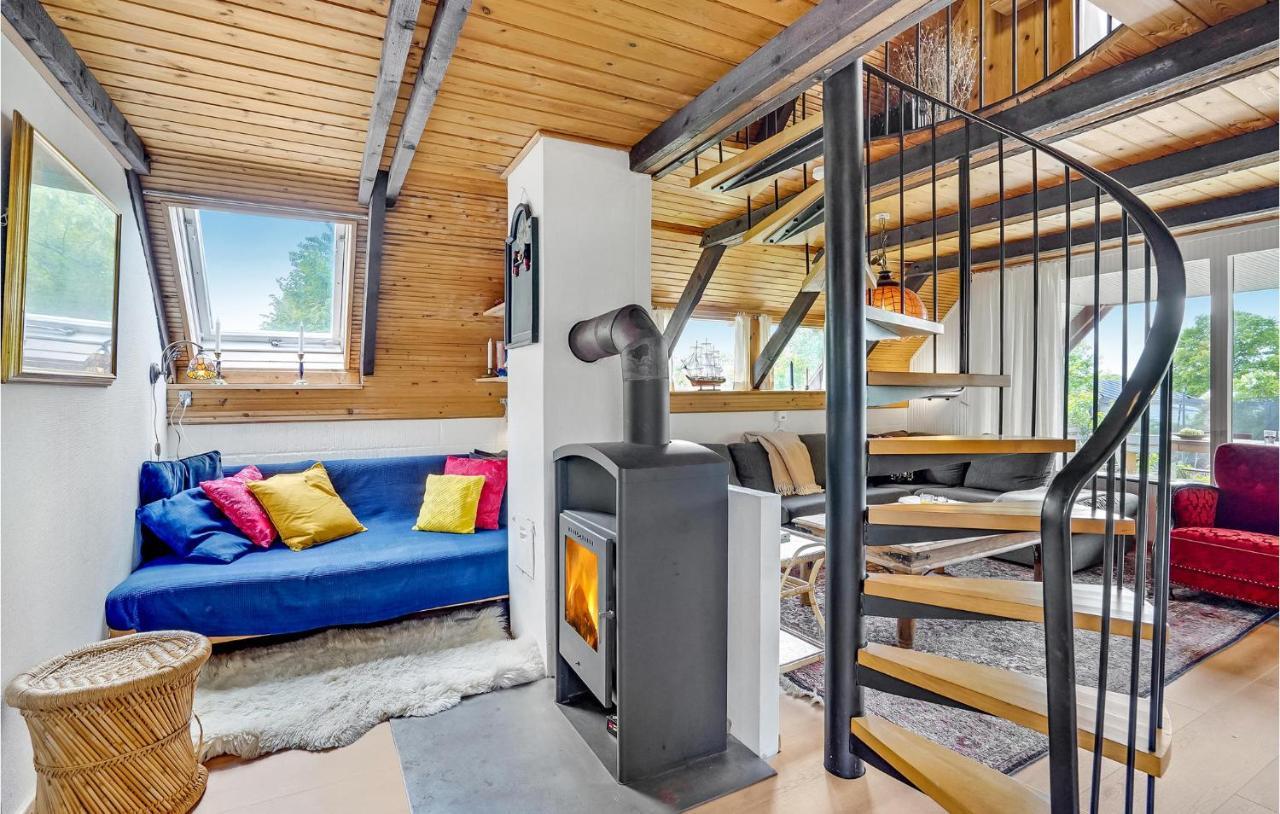 Amazing Home In Logstrup With Kitchen ภายนอก รูปภาพ