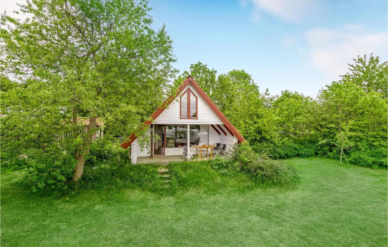 Amazing Home In Logstrup With Kitchen ภายนอก รูปภาพ